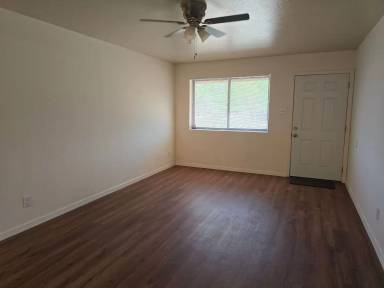 Main picture of 2701 N 26th Pl