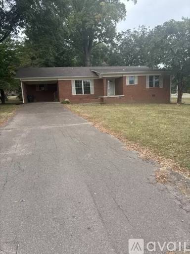 Main picture of 302 Nora Dr