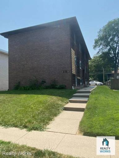 Main picture of 2433 E St