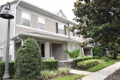Main picture of 469 Black Knight Way