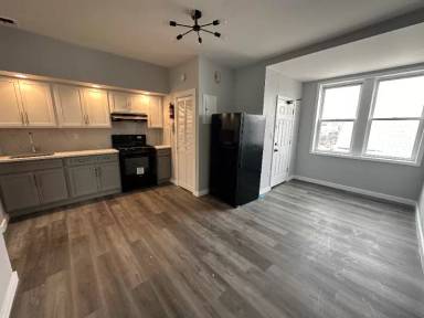 Main picture of 379 Avenue C