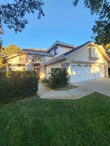 Main picture of 374 Moonstone Bay Dr
