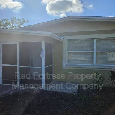 Main picture of 3524 South St