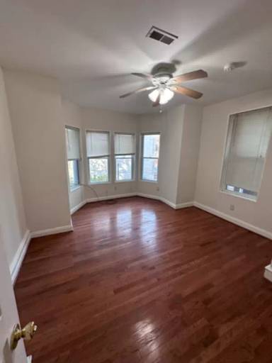 Main picture of 4105 W Girard Ave