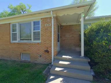 Main picture of 6124 E Harry St
