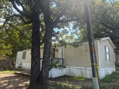 Main picture of 8 Smith Dr