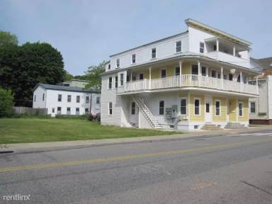 Main picture of 28 Hunters Ave