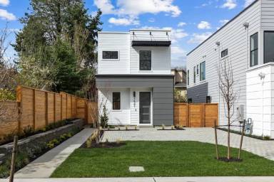 Main picture of 1541 3rd St