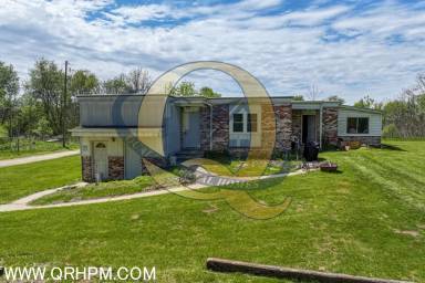 Main picture of 10149 Corunna Rd