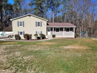 Main picture of 180 Crestwood Ct