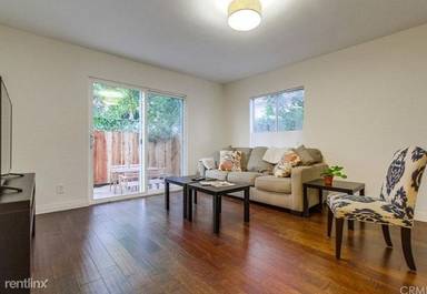 Main picture of 1283 Meadowbrook Ave