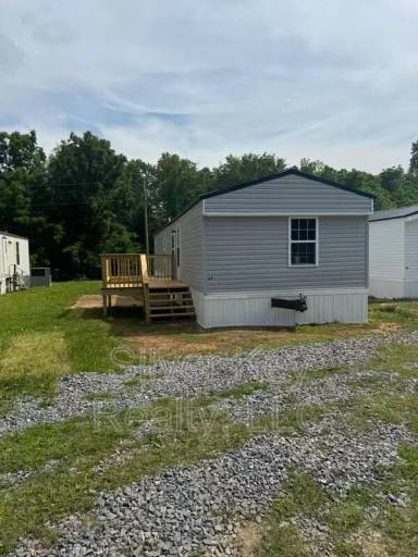 Main picture of 1004 S Jackson St