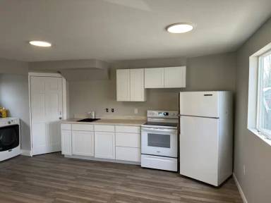 Main picture of 2807 Turnagain St