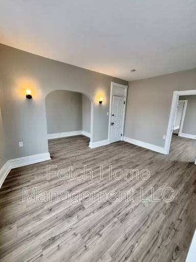 Main picture of 701 Walnut St