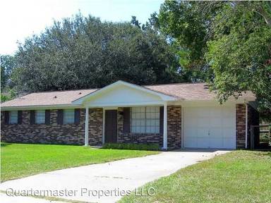 Main picture of 415 Stinson Dr