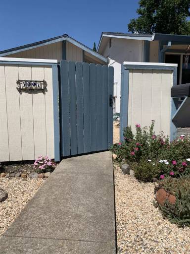 Main picture of 5007 Maiden Ln