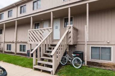 Main picture of 809 Edgebrook Dr