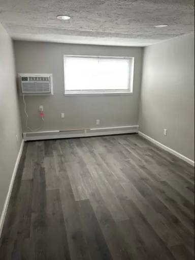 Main picture of 3022 W 14th St