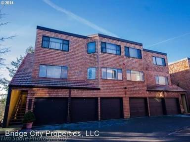 Main picture of 75 Oswego Smt