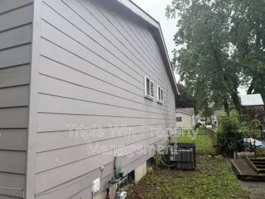 Main picture of 513 Coachway Ln