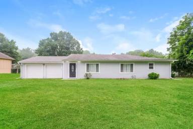 Main picture of 16423 E Crackerneck Rd