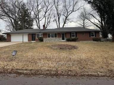 Main picture of 30 Rolling Hills Dr
