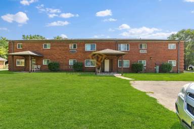 Main picture of 2345 Perkins Ave