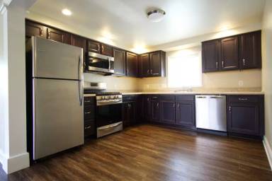 Main picture of 2009 Potomac Ave