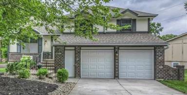 Main picture of 1920 E Mohawk Cir