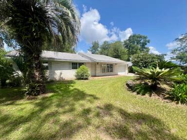 Main picture of 102 Rebecca Ln