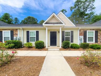 Main picture of 242 Haley Dr