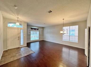 Main picture of 1222 Harvard Ln
