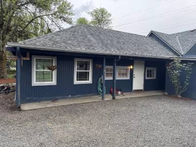 Main picture of 1475 SW 53rd St