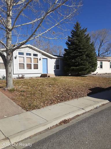 Main picture of 1520 Arrowhead Ln