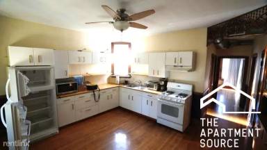 Main picture of 2141 S Fairfield Ave