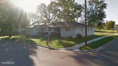 Main picture of 105 E Welcome Ave