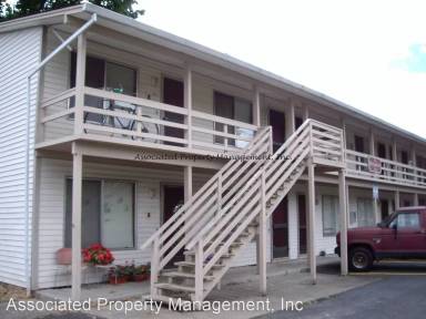 Main picture of 182 NE Jackson St