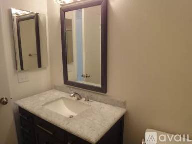 Main picture of 614 Cedar Pl