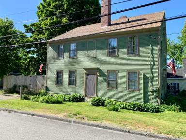 Main picture of 106 Franklin St