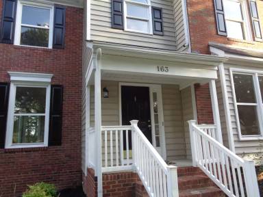 Main picture of 163 Lonetree Dr