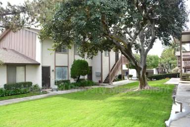 Main picture of 8284 Echo Dell Rd