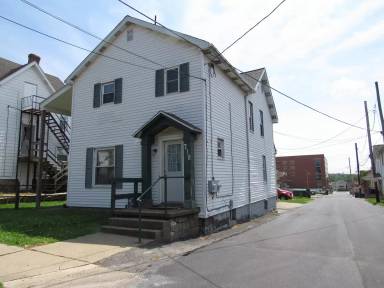 Main picture of 758 Locust St