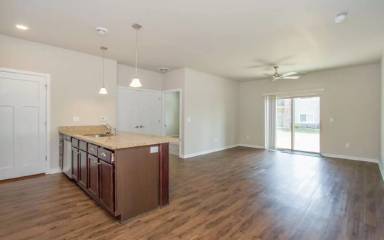 Main picture of 2626 Bobcat Dr