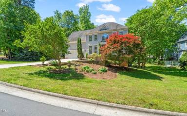 Main picture of 503 Manor Ridge Dr