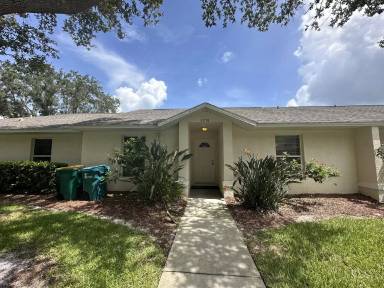 Main picture of 2058 Foxwood Dr
