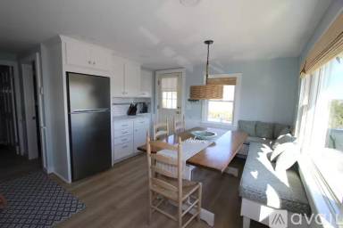 Main picture of 113 N Shore Blvd