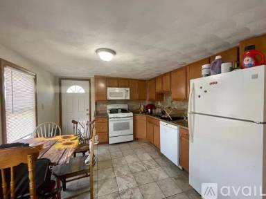 Main picture of 571-81 Somerville Ave