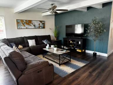 Main picture of 2120 Kinsington St