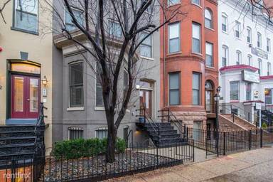 Main picture of 1224 11th St NW