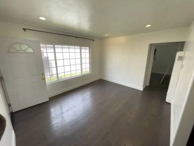 Main picture of 6760 Mohawk St